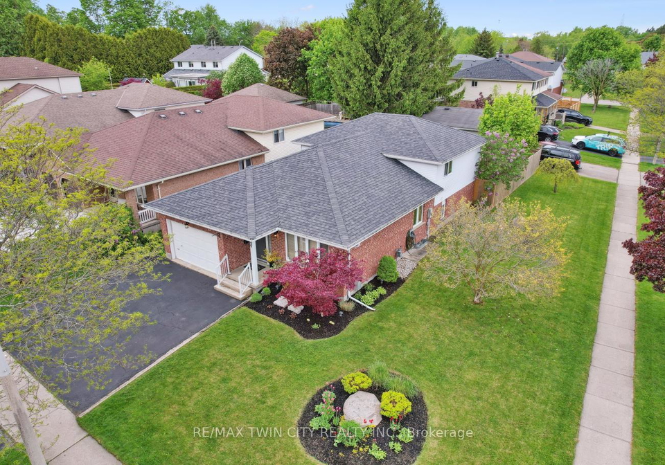 2-cora-drive-kitchener-ontario-x12180918