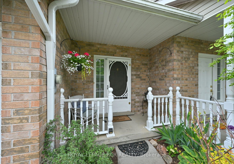 26-patrick-boulevard-centre-wellington-ontario-x12181057