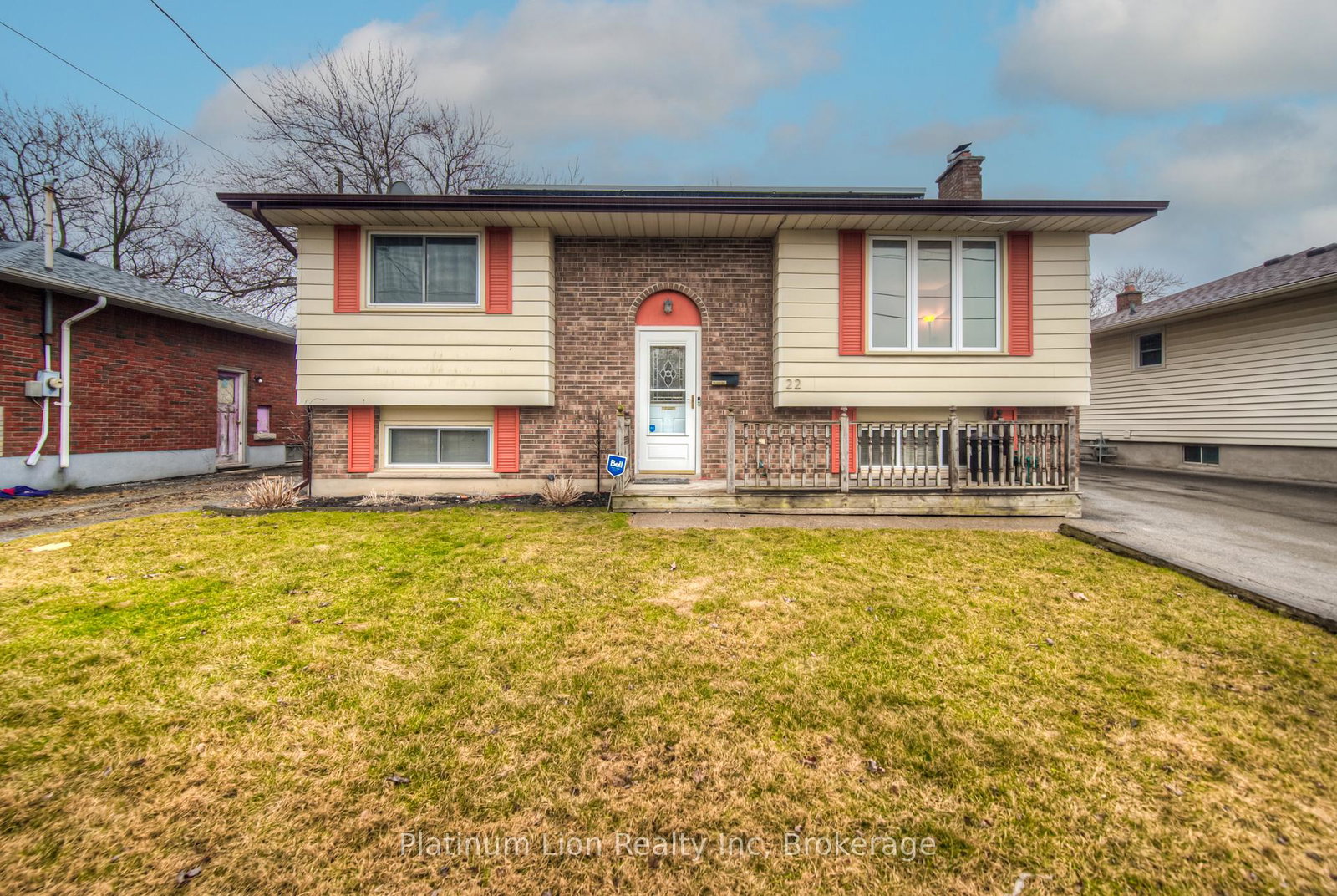 22-battersea-avenue-st-catharines-ontario-x12181204