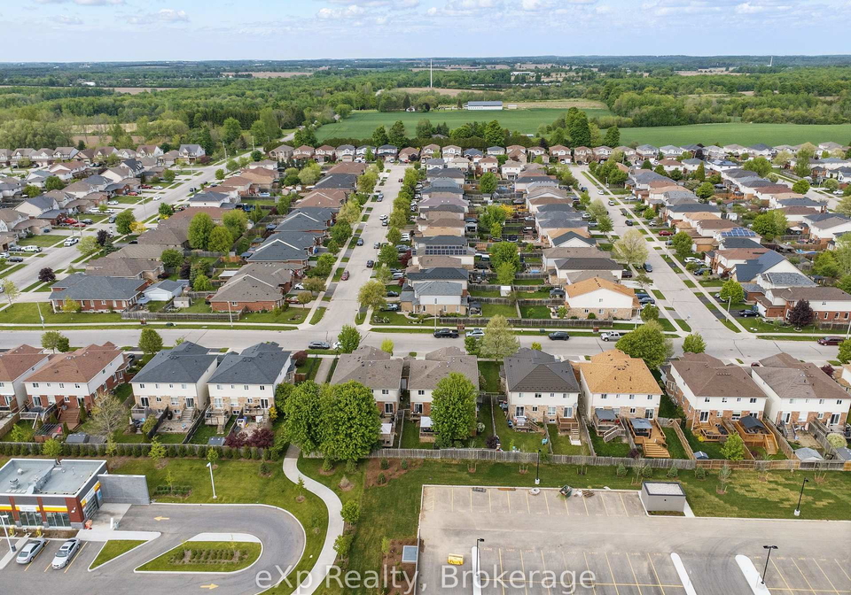 216-severn-drive-guelph-ontario-x12181300