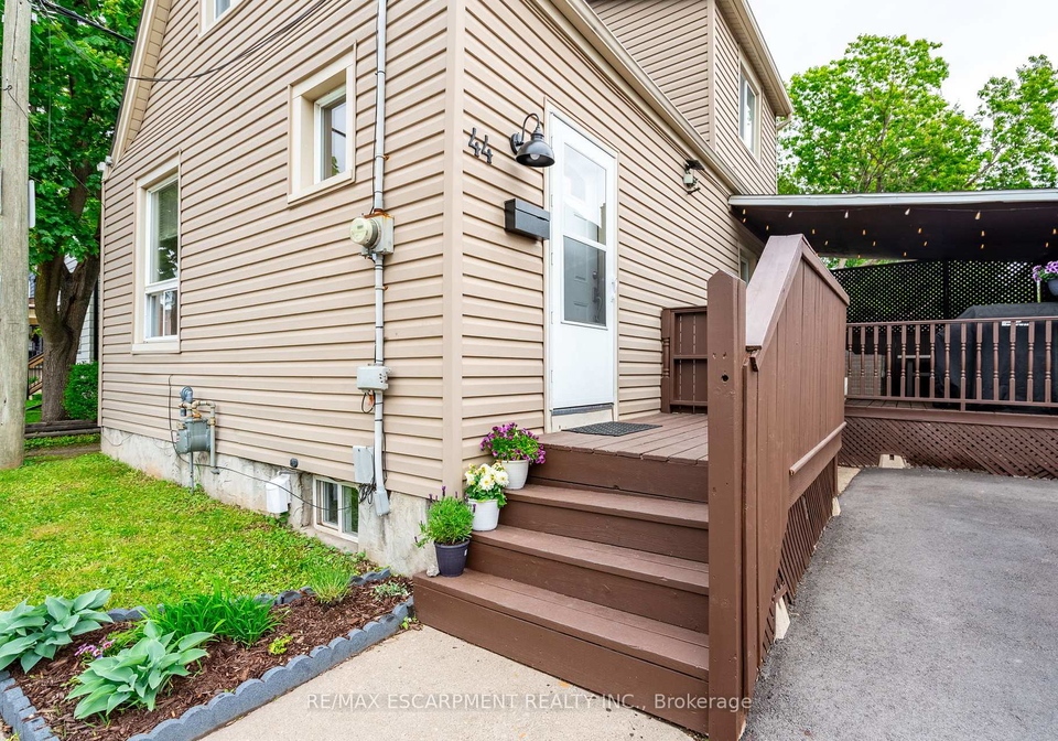 44-fairview-avenue-hamilton-ontario-x12181323