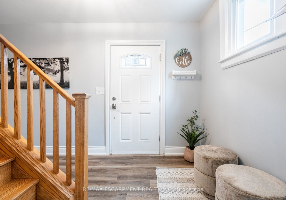 44-fairview-avenue-hamilton-ontario-x12181323