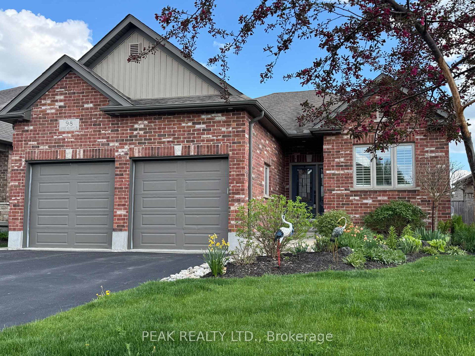 98-gerber-meadows-drive-wellesley-ontario-x12181402