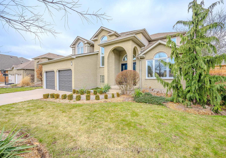 7-elderberry-court-guelph-ontario-x12181559