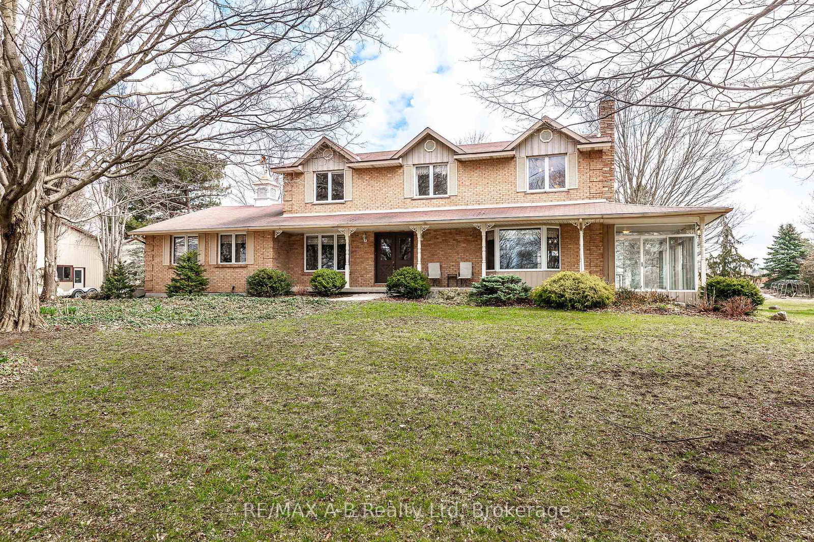 882984-road-88-zorra-ontario-x12181638