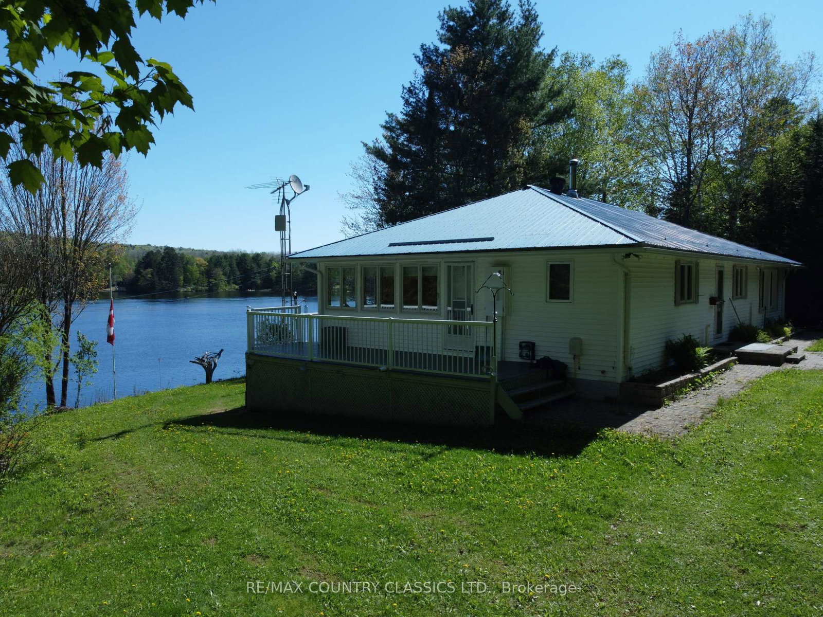 1448-kamaniskeg-lk-road-hastings-highlands-ontario-x12181880
