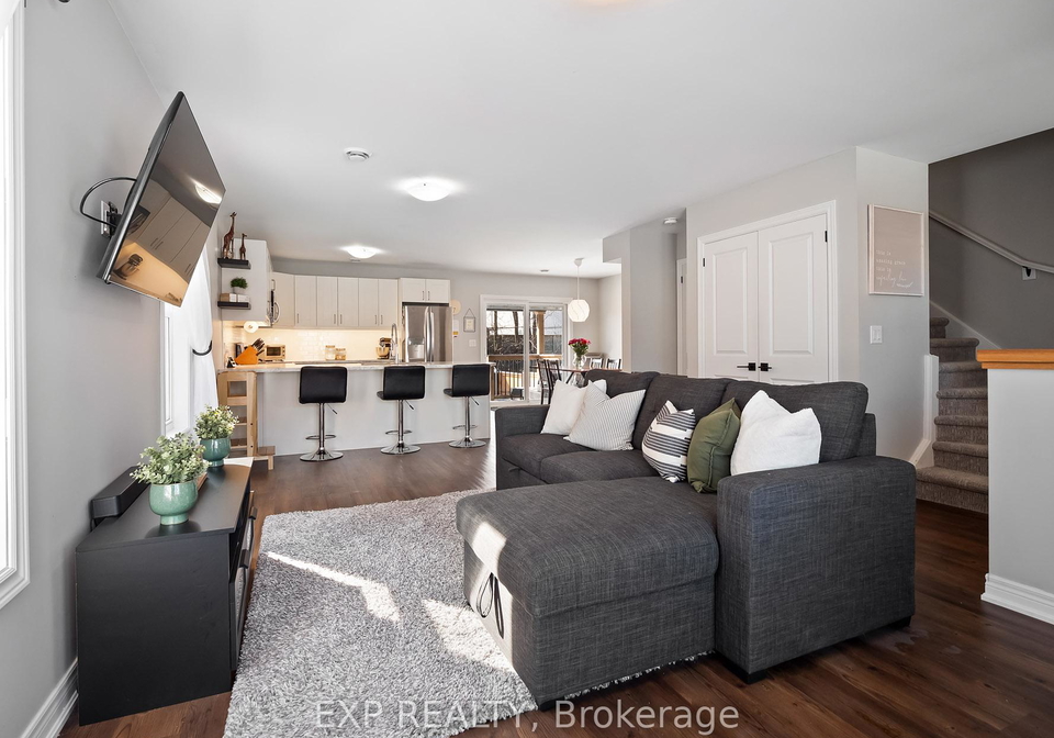 53-plymouth-avenue-st-catharines-ontario-x12182058