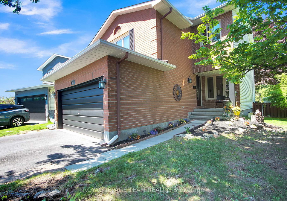 35-longden-place-kanata-ontario-x12182212