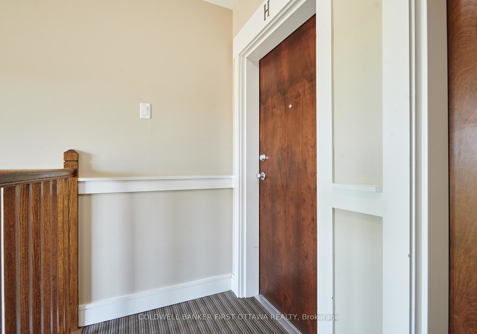 188-hornchurch-lane-ottawa-ontario-x12182229