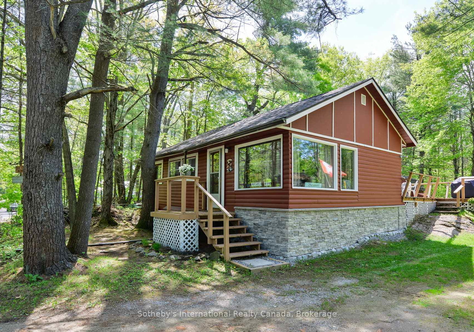 1068-kahshe-lake-road-s-gravenhurst-ontario-x12182255