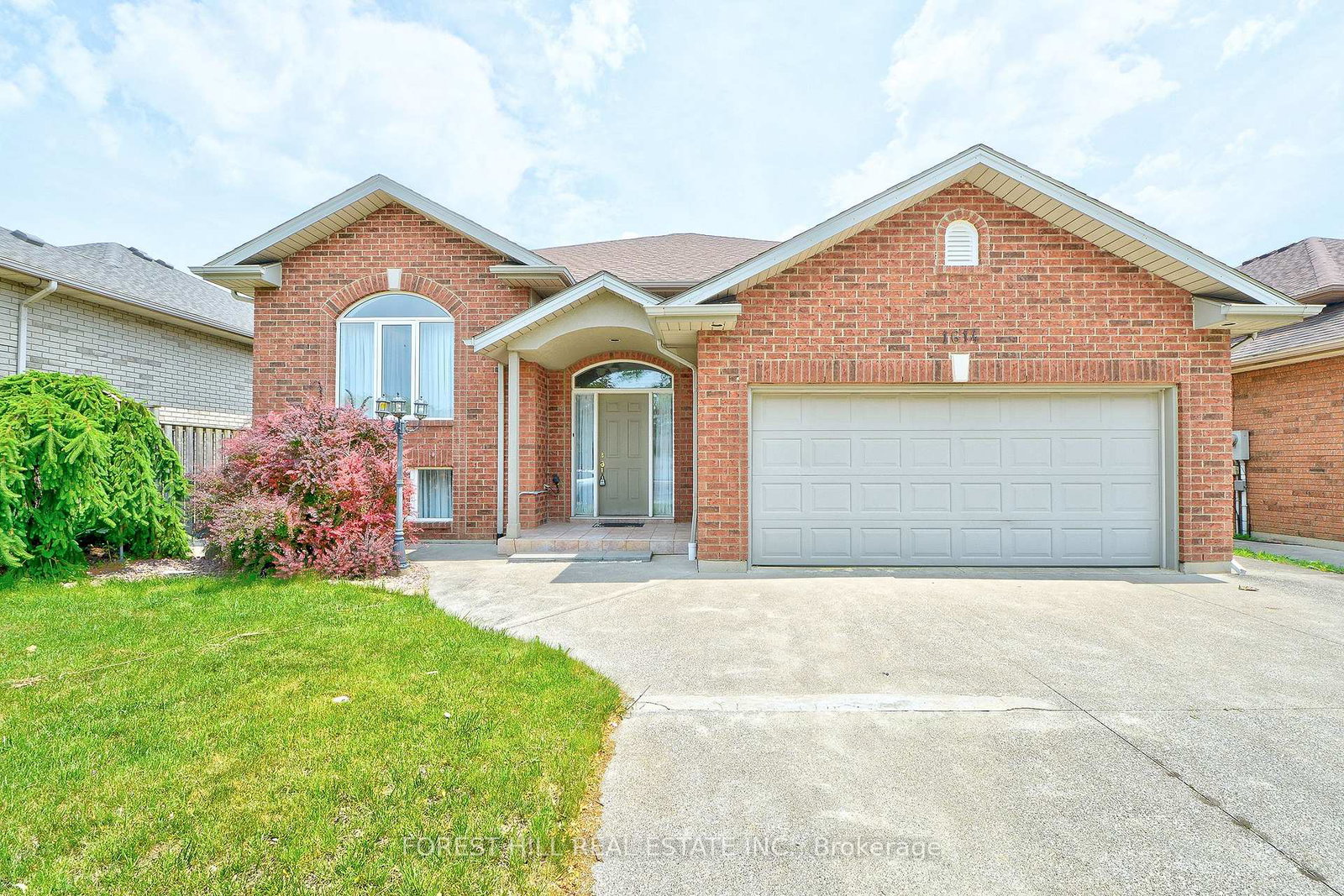 1614-morningstar-avenue-windsor-ontario-x12182256