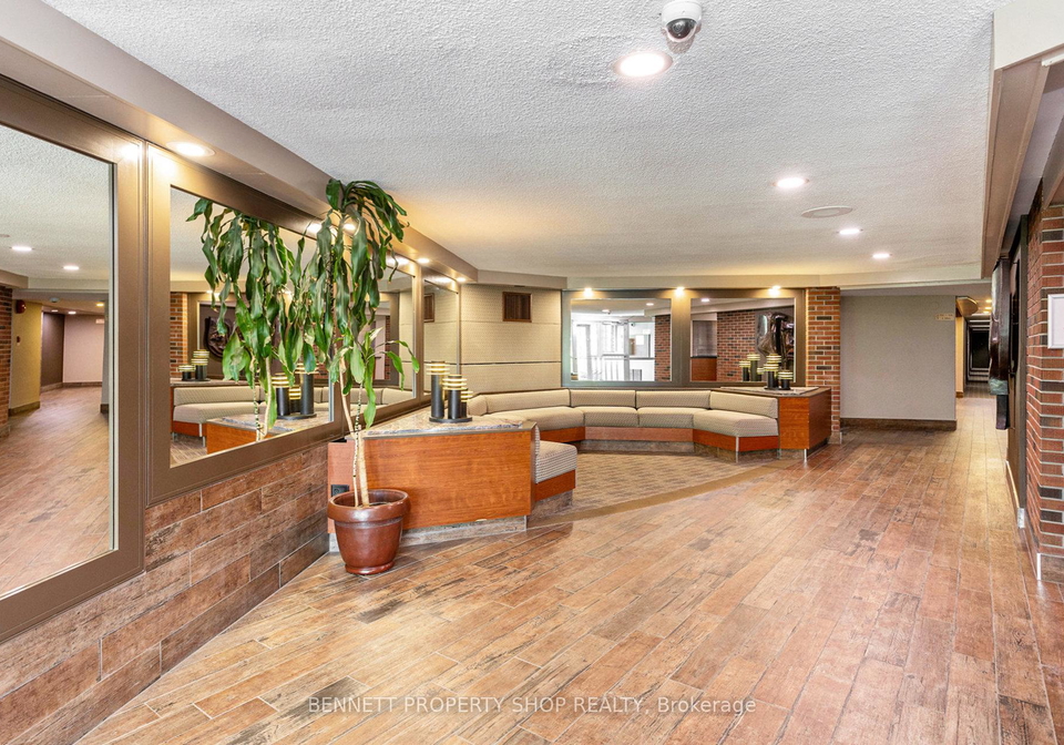 20-chesterton-drive-ottawa-ontario-x12182306