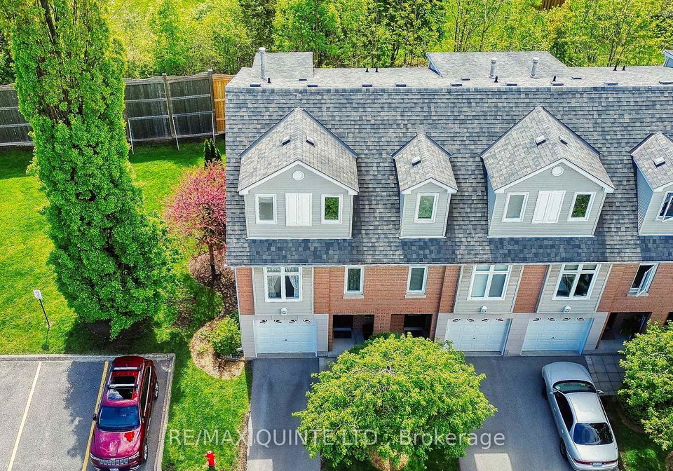 9-progress-avenue-belleville-ontario-x12182309