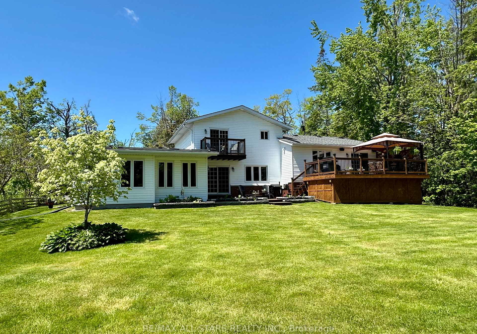 243-west-street-kawartha-lakes-ontario-x12182400