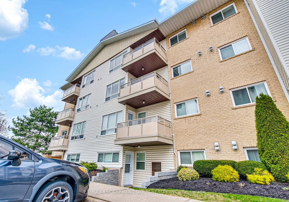 78-roehampton-avenue-st-catharines-ontario-x12182544
