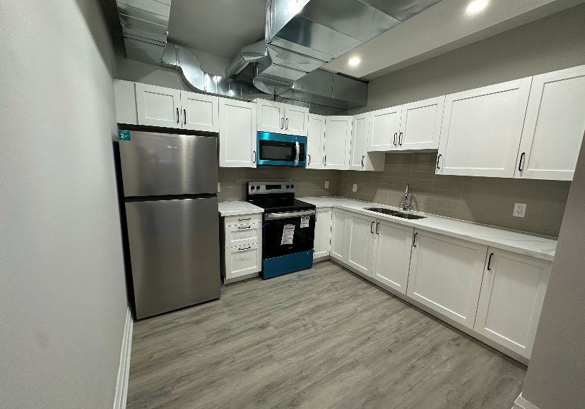 837-king-street-e-hamilton-ontario-x12182621