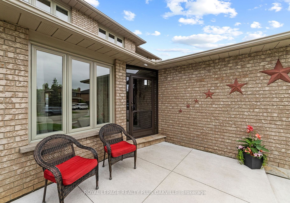 42-fellowes-crescent-hamilton-ontario-x12182638