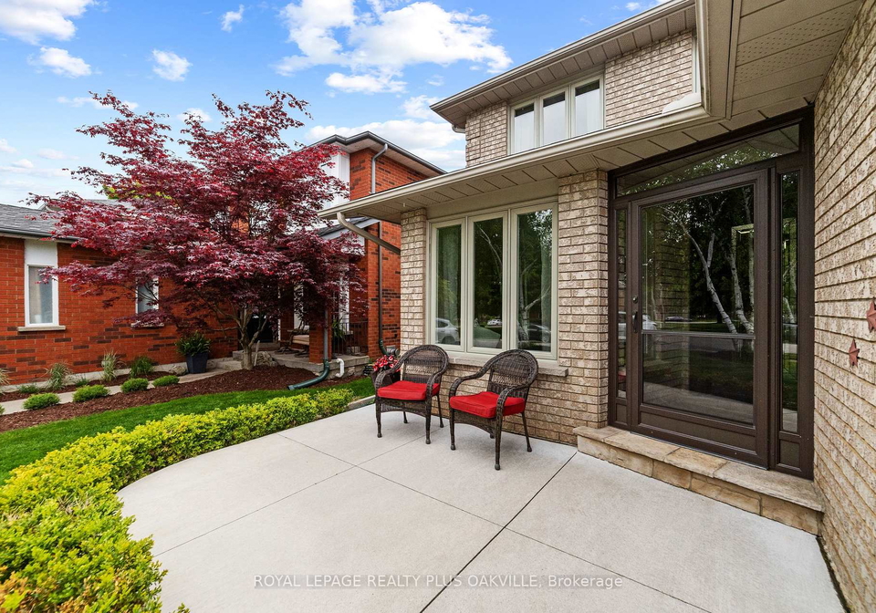 42-fellowes-crescent-hamilton-ontario-x12182638