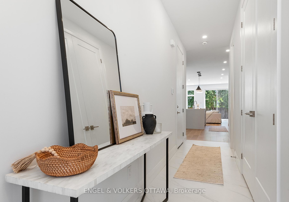 489-highcroft-avenue-ottawa-ontario-x12182683