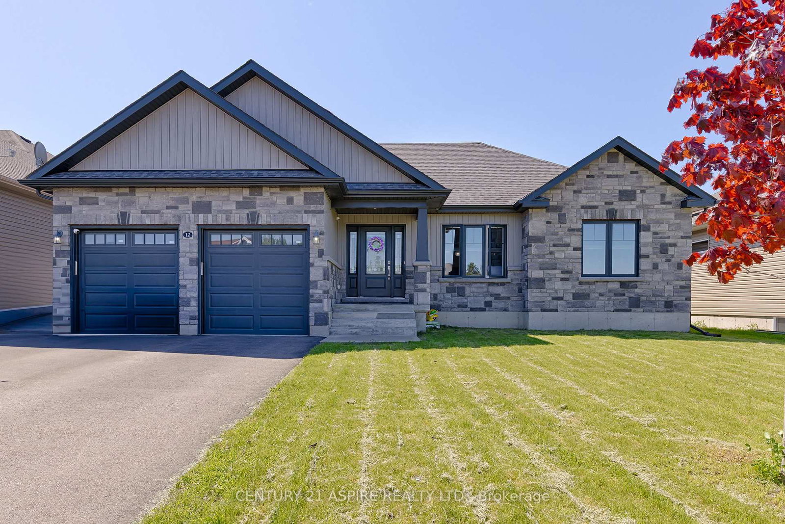 12-nile-street-petawawa-ontario-x12183291