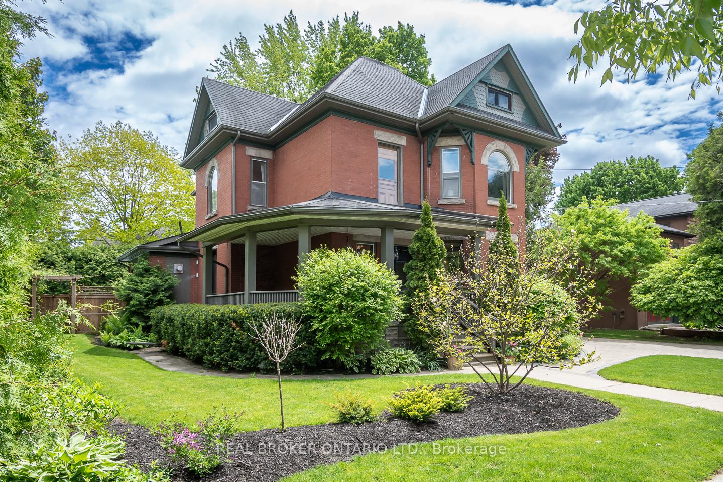39-henderson-street-centre-wellington-ontario-x12183354