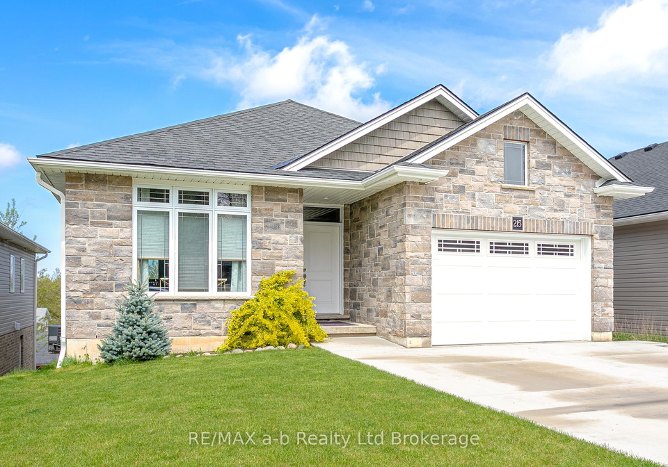 215-cherry-street-ingersoll-ontario-x12183673