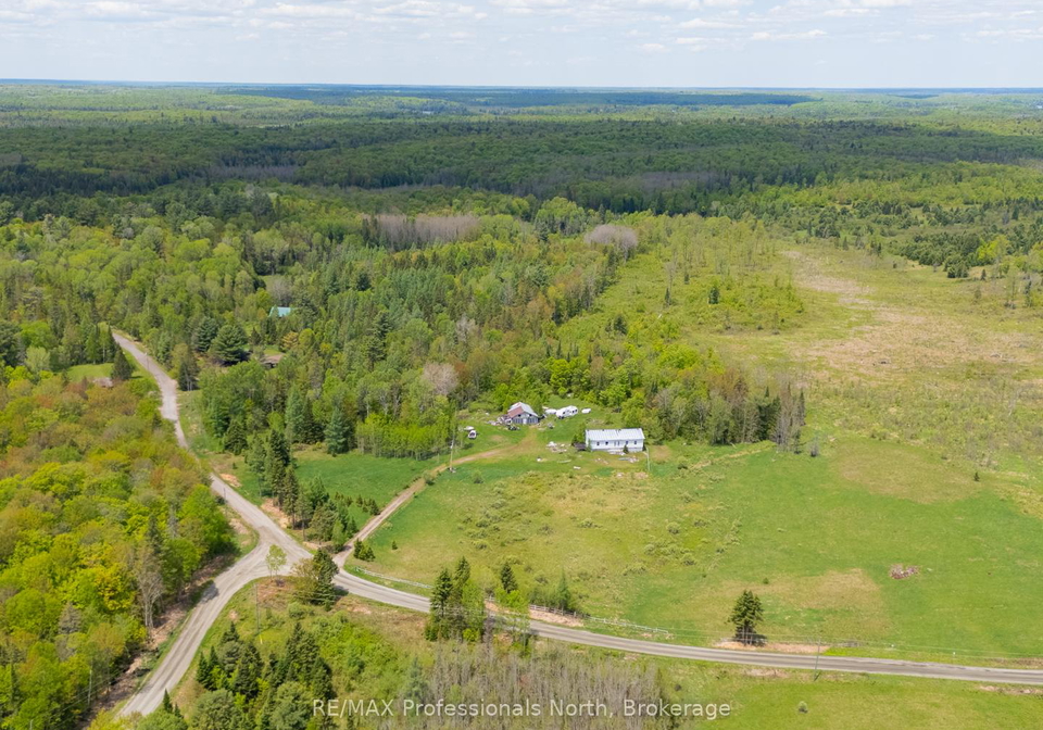 1468-nelson-lake-road-magnetawan-ontario-x12183716