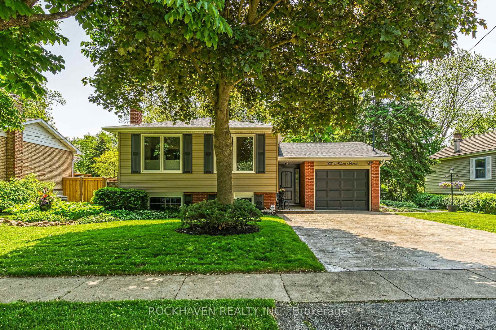 22-nelson-street-hamilton-ontario-x12183759