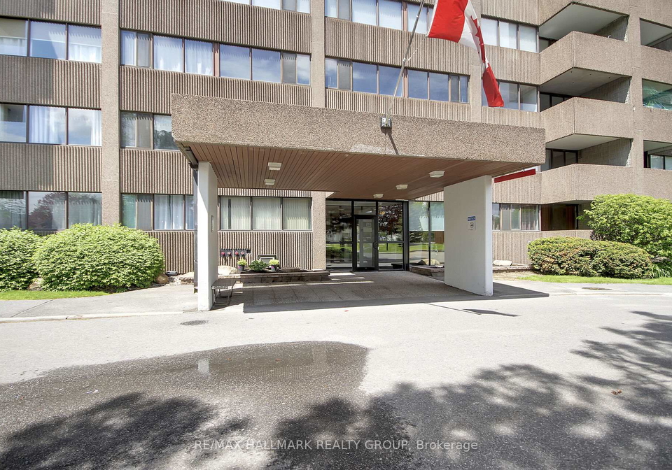 1285-cahill-drive-ottawa-ontario-x12183936