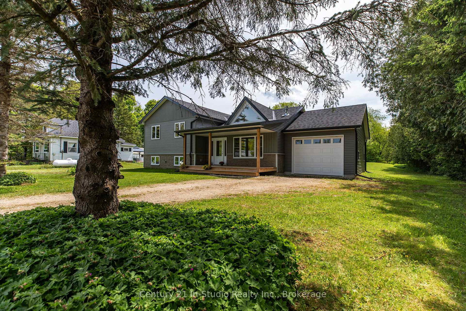 680218-sideroad-30-chatsworth-ontario-x12184196