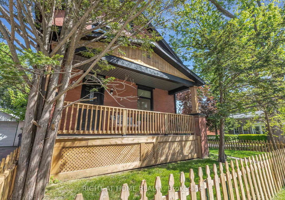 36-surrey-street-w-guelph-ontario-x12184256