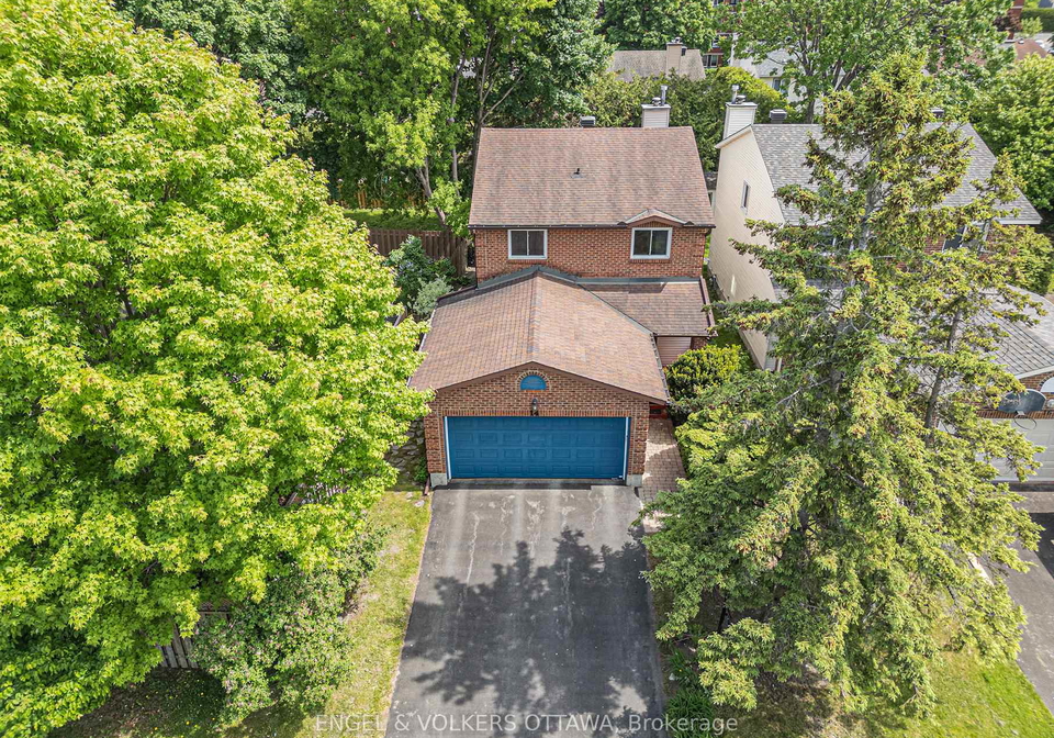 14-farm-gate-crescent-ottawa-ontario-x12184333