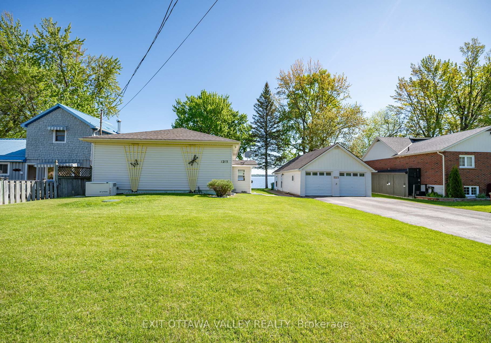 1215-burns-drive-laurentian-valley-ontario-x12184597