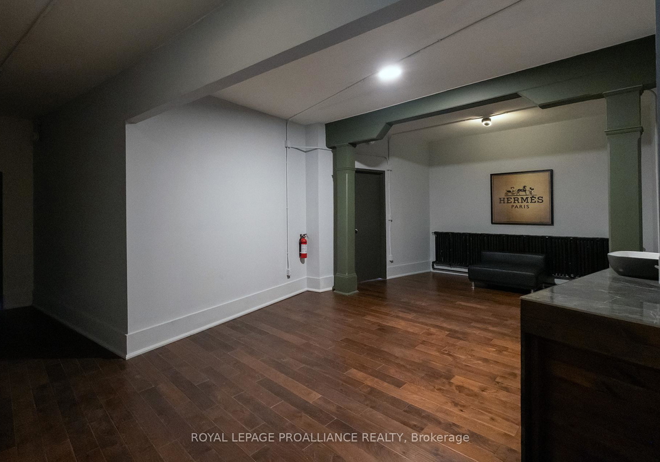 275-front-street-belleville-ontario-x12184935