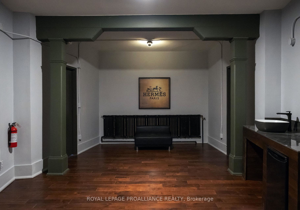 275-front-street-belleville-ontario-x12184935