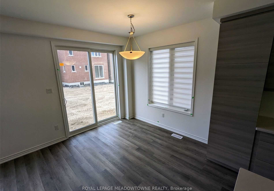 11-saxony-street-kitchener-ontario-x12184969