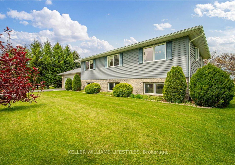 8630-vance-drive-lambton-shores-ontario-x12184985