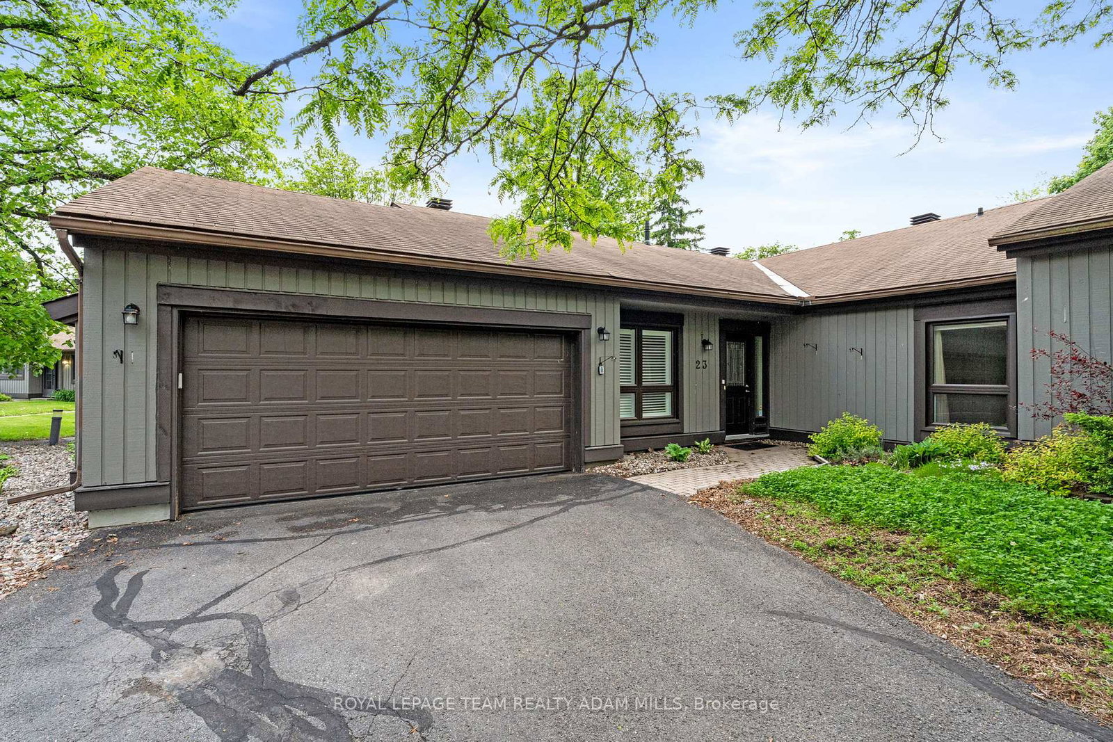 23-oakmont-court-ottawa-ontario-x12184994