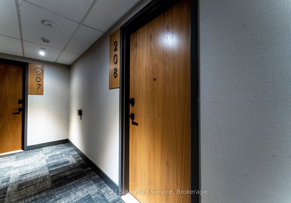 7-erie-avenue-brantford-ontario-x12185180