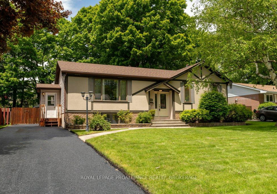 611-bourne-place-kingston-ontario-x12185357