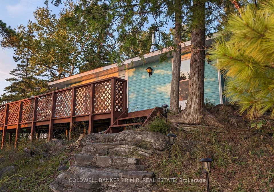 701-island-7-trent-lakes-ontario-x12185408