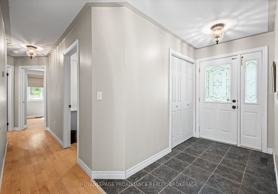 1916-mayview-street-kingston-ontario-x12185503
