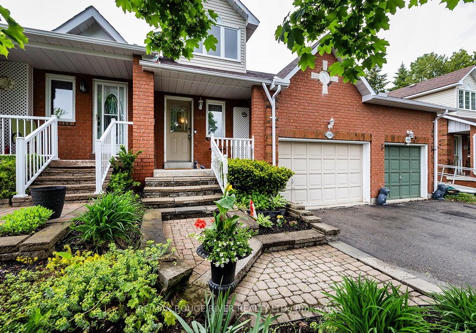 1330-eagle-crescent-peterborough-west-ontario-x12185552