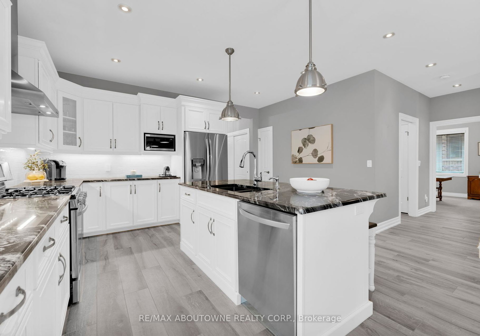 39-berwick-trail-welland-ontario-x12185608