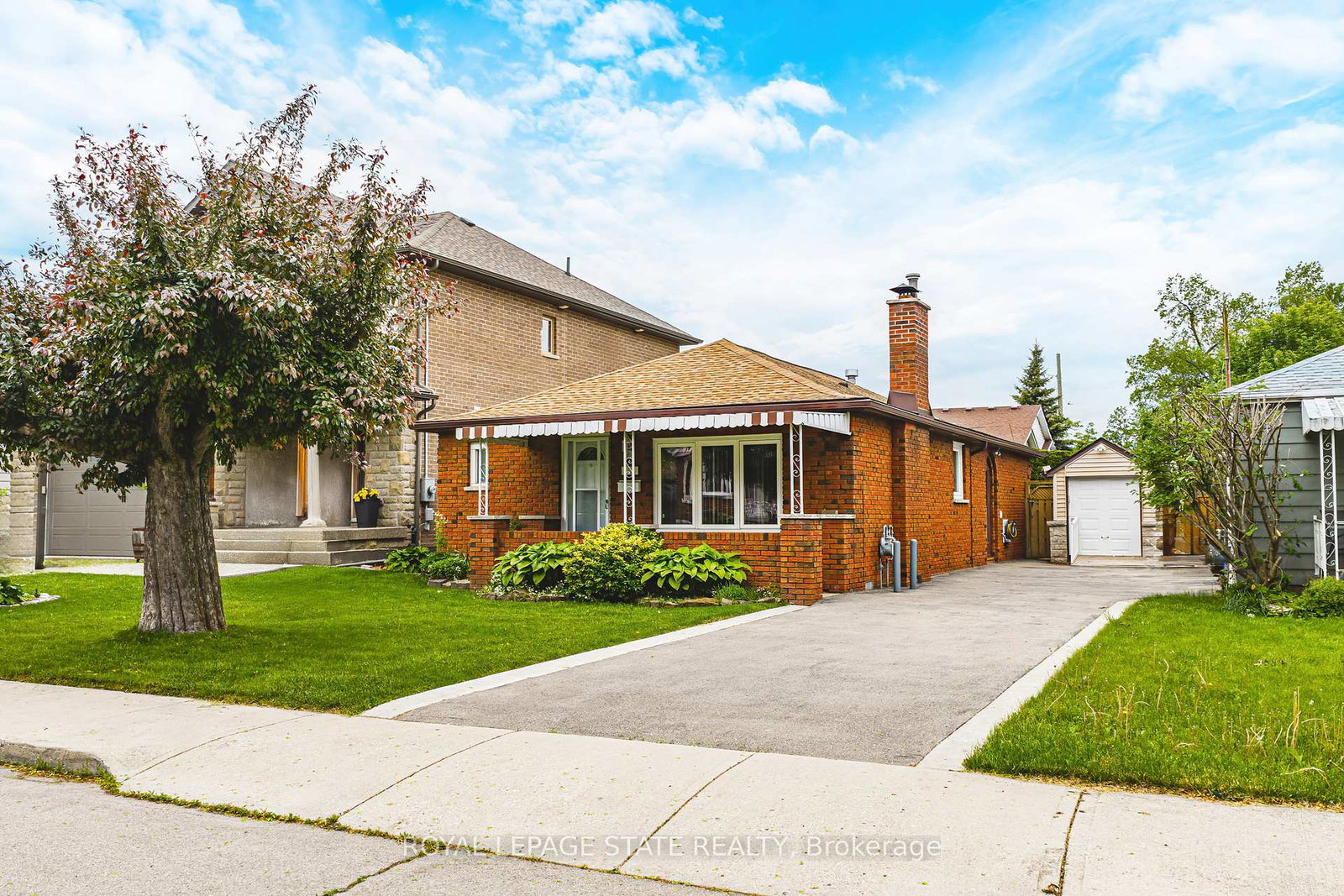 108-east-44th-street-hamilton-ontario-x12185852