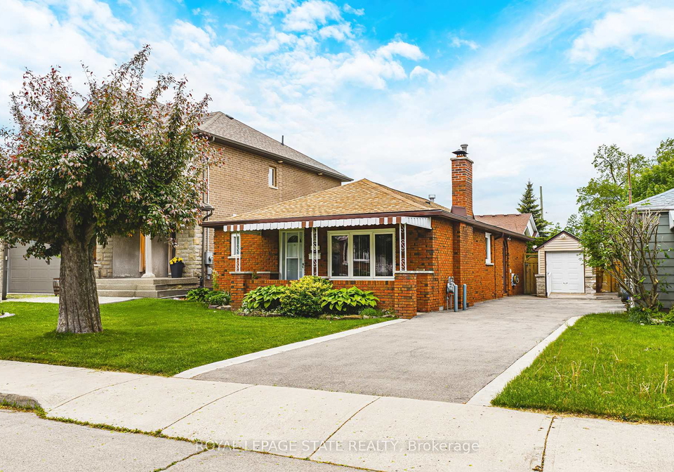108-east-44th-street-hamilton-ontario-x12185852