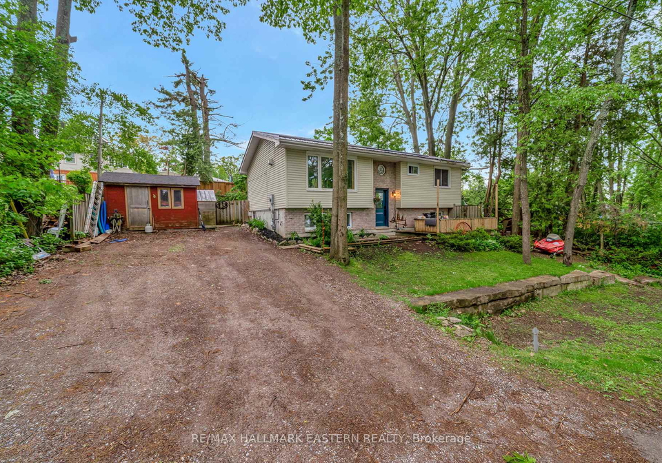 711-hatton-avenue-selwyn-ontario-x12185951