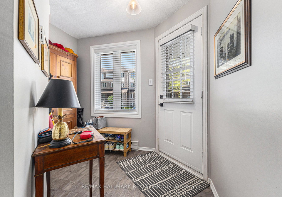 63-briston-private-ottawa-ontario-x12186080