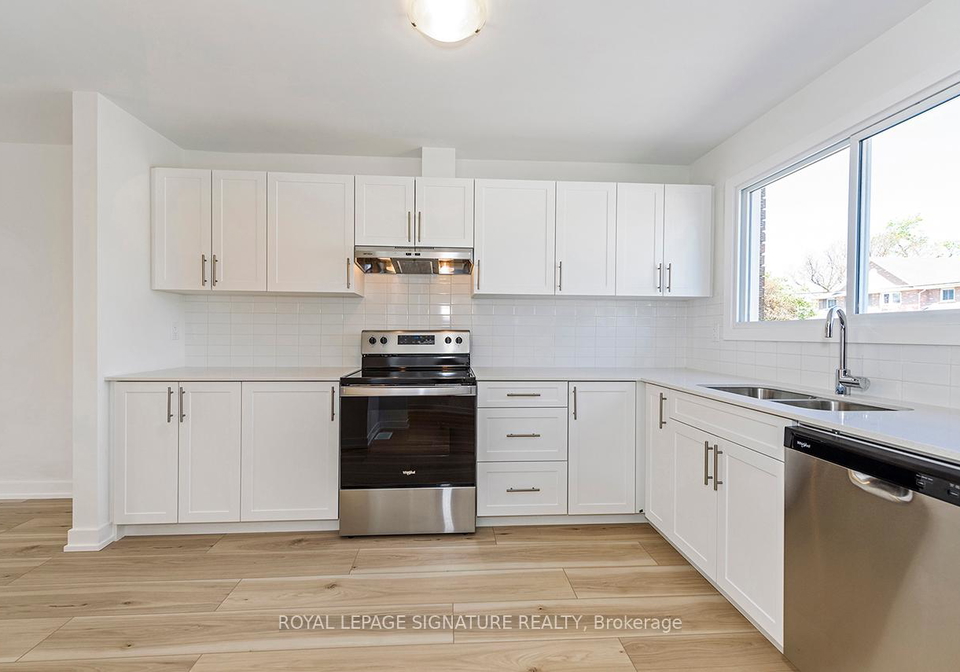 20-anna-capri-drive-hamilton-ontario-x12186096