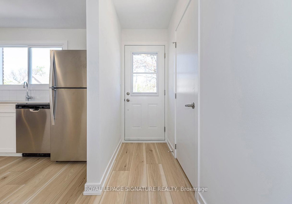 20-anna-capri-drive-hamilton-ontario-x12186096